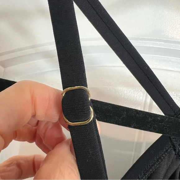 MagicSuit Women's Black Parker Tummy Control Underwire Bra Swim Dress. Size 12 - Picture 7 of 16